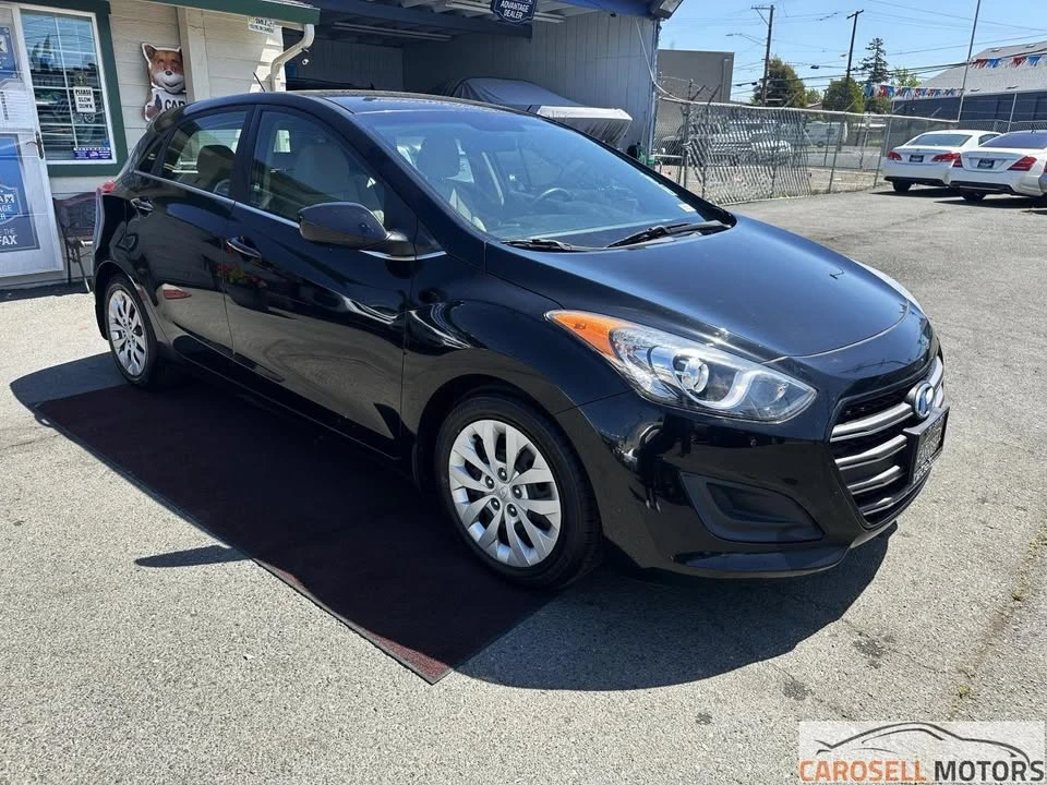 2016 Hyundai Elantra - Image 9 of 20