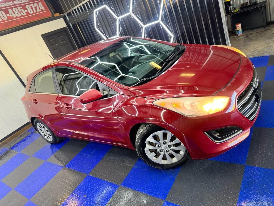 2016 Hyundai Elantra - Image 2 of 13