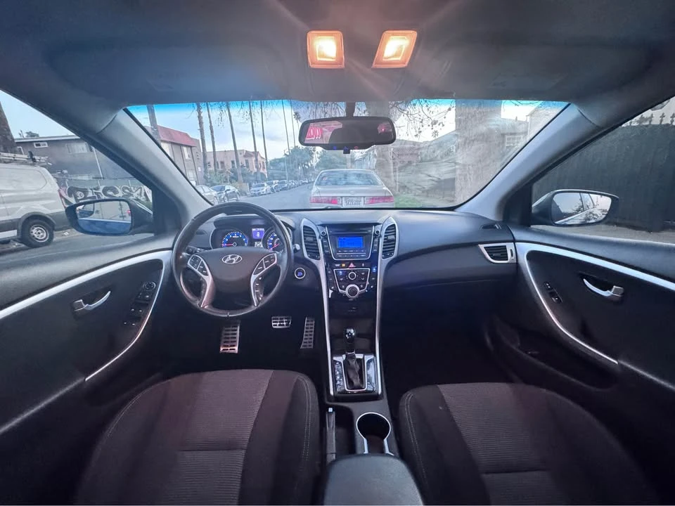 2016 Hyundai Elantra - Image 15 of 15