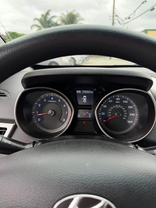 2016 Hyundai Elantra - Image 14 of 15