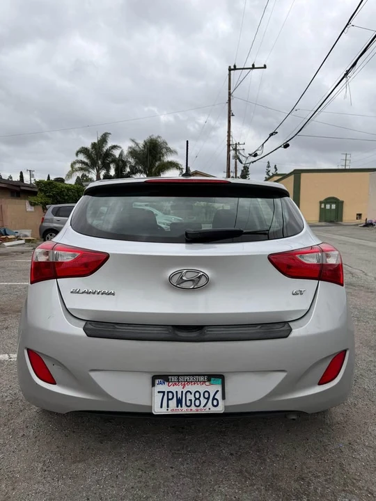 2016 Hyundai Elantra - Image 6 of 15