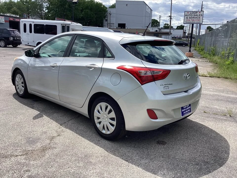 2016 Hyundai Elantra - Image 3 of 16