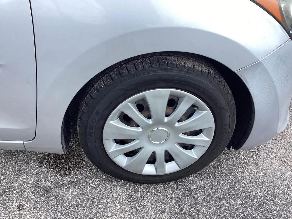 2016 Hyundai Elantra - Image 15 of 16