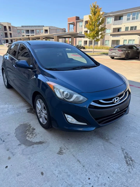 2016 Hyundai Elantra - Image 18 of 20