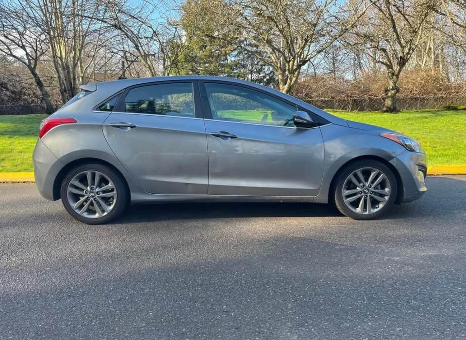 2016 Hyundai Elantra - Image 2 of 12