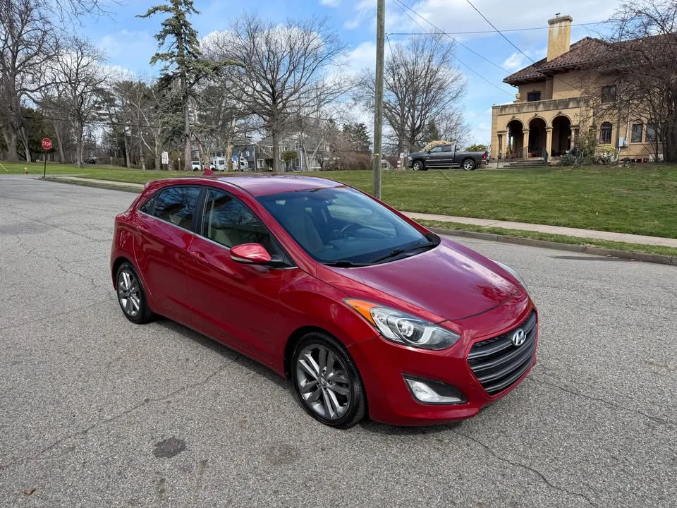 2016 Hyundai Elantra - Image 7 of 15