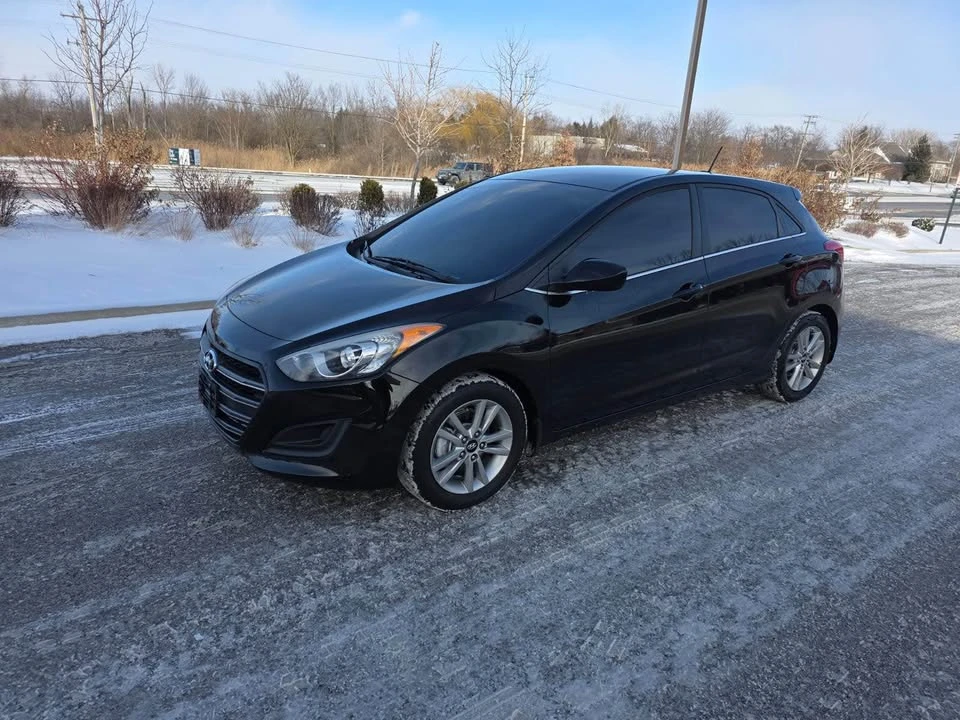 2016 Hyundai Elantra - Image 3 of 11