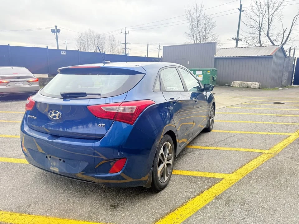 2016 Hyundai Elantra - Image 5 of 13