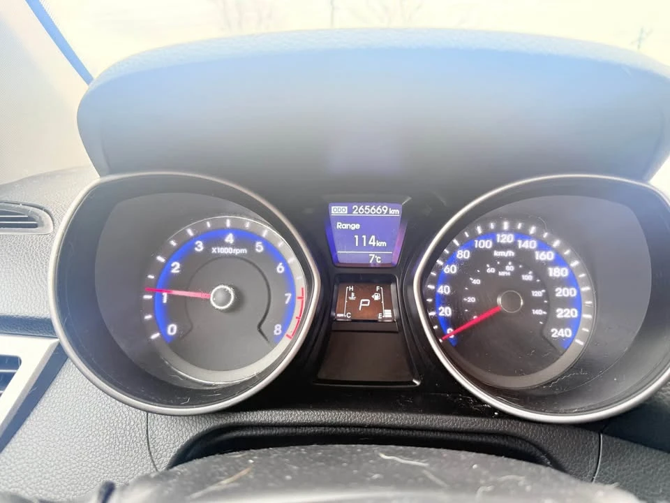 2016 Hyundai Elantra - Image 13 of 13