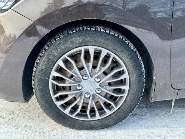 2016 Hyundai Elantra - Image 4 of 17