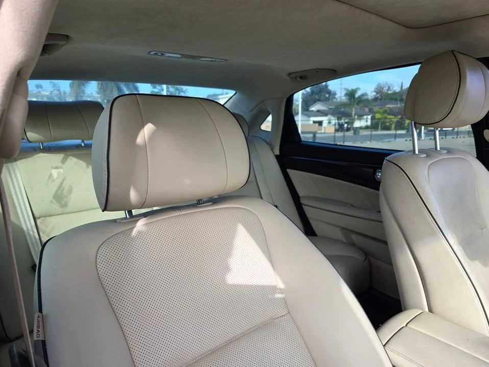 2016 Hyundai Equus - Image 5 of 12