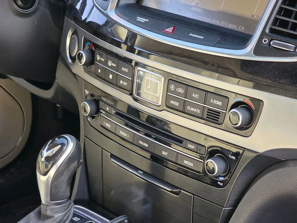 2016 Hyundai Equus - Image 9 of 12