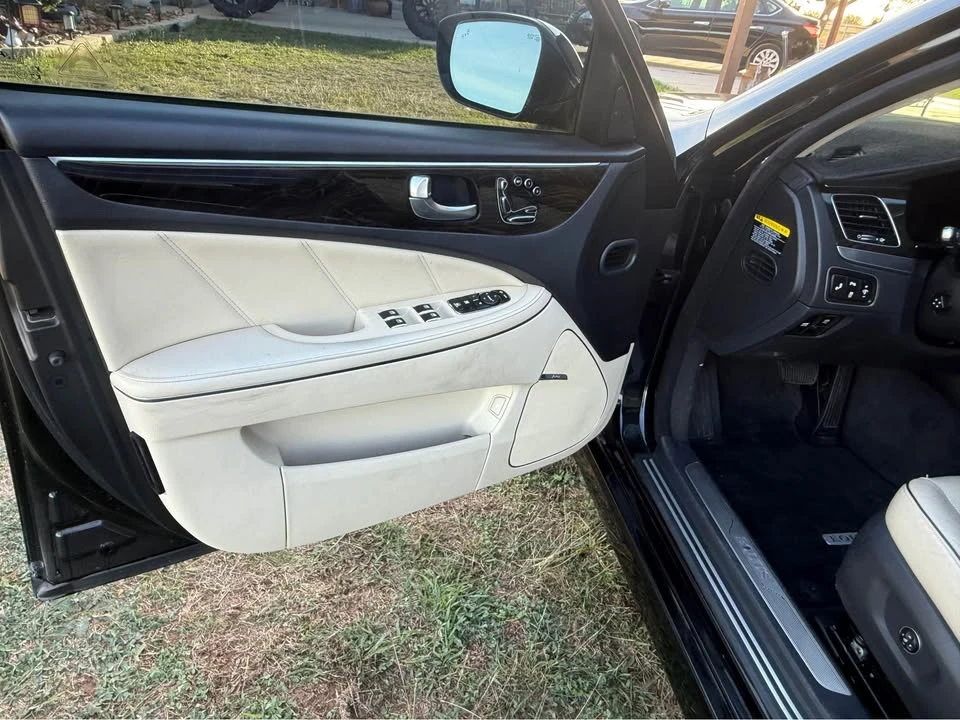 2016 Hyundai Equus - Image 10 of 11