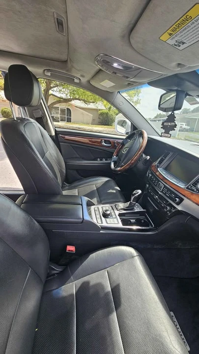 2016 Hyundai Equus - Image 13 of 17