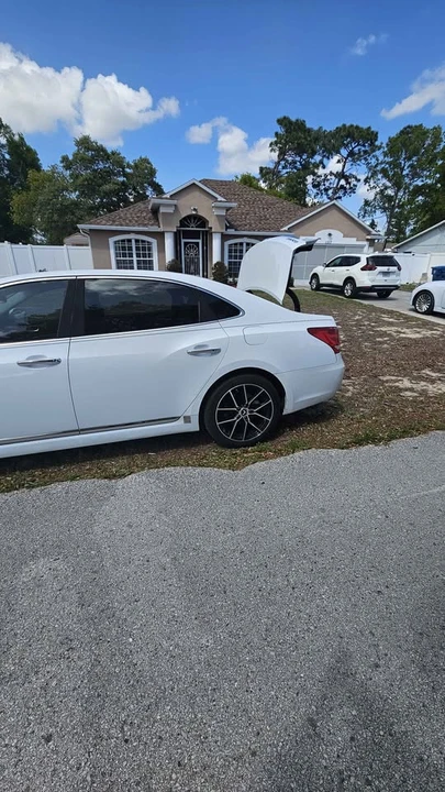 2016 Hyundai Equus - Image 8 of 17