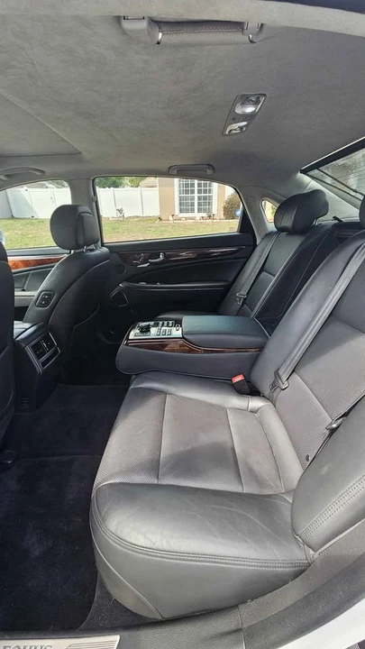 2016 Hyundai Equus - Image 9 of 17
