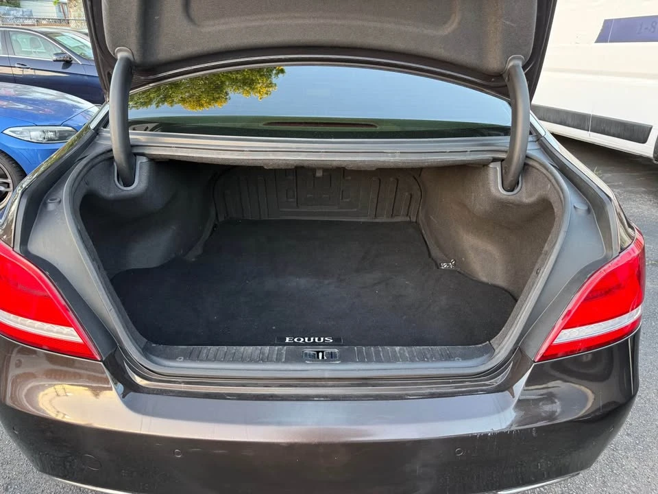 2016 Hyundai Equus - Image 19 of 20