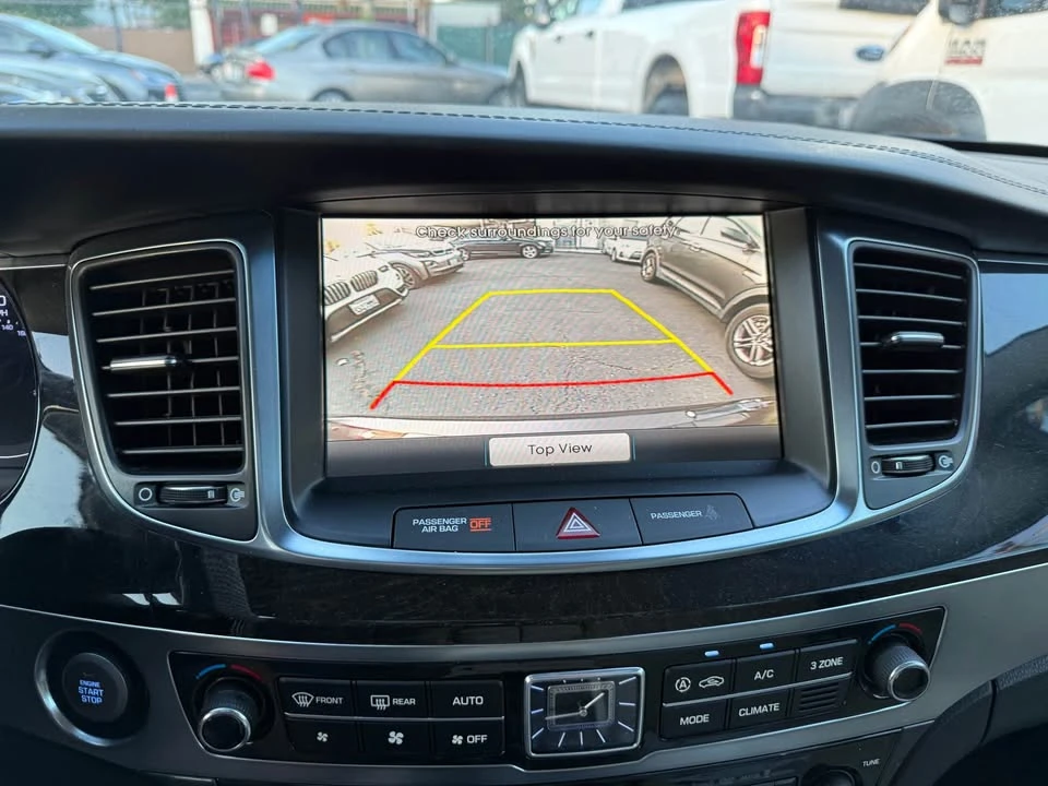 2016 Hyundai Equus - Image 12 of 20