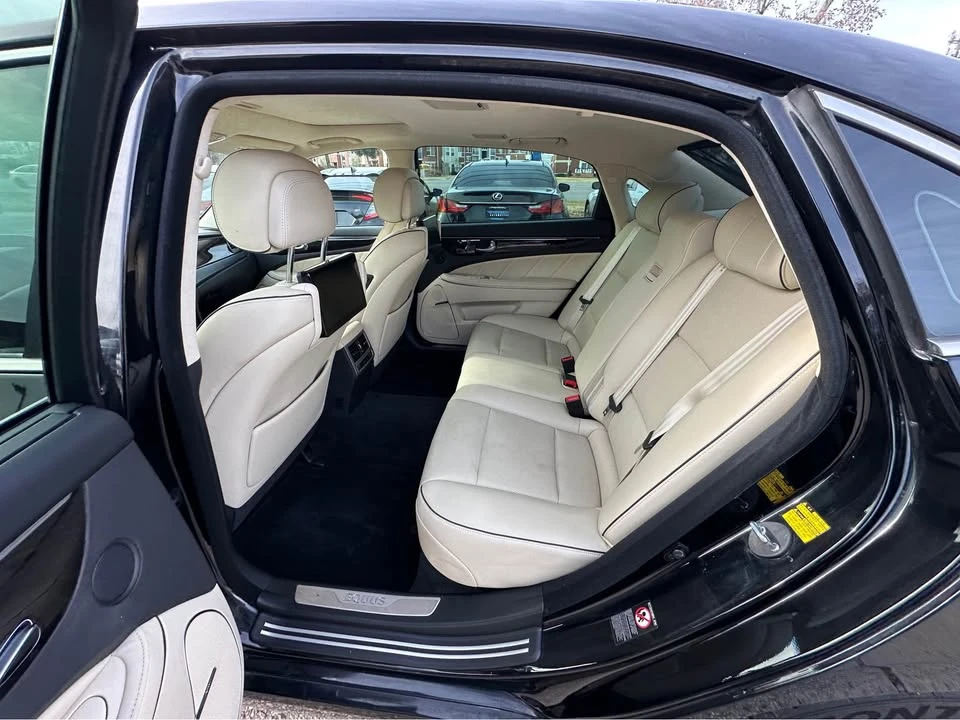2016 Hyundai Equus - Image 10 of 20
