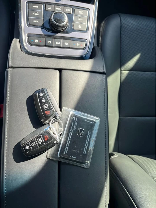 2016 Hyundai Equus - Image 16 of 16