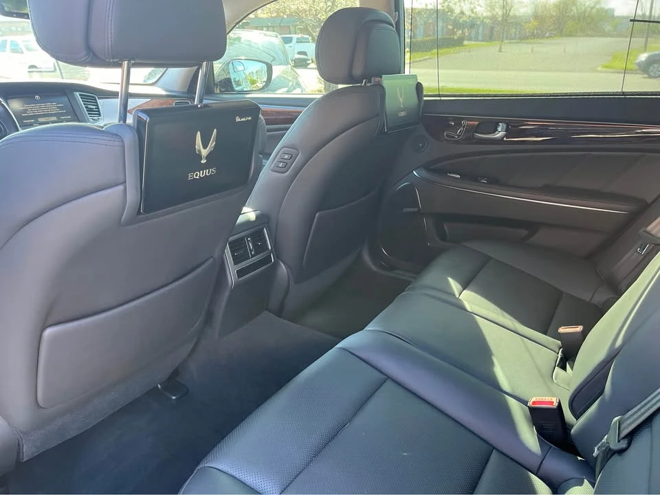 2016 Hyundai Equus - Image 10 of 16
