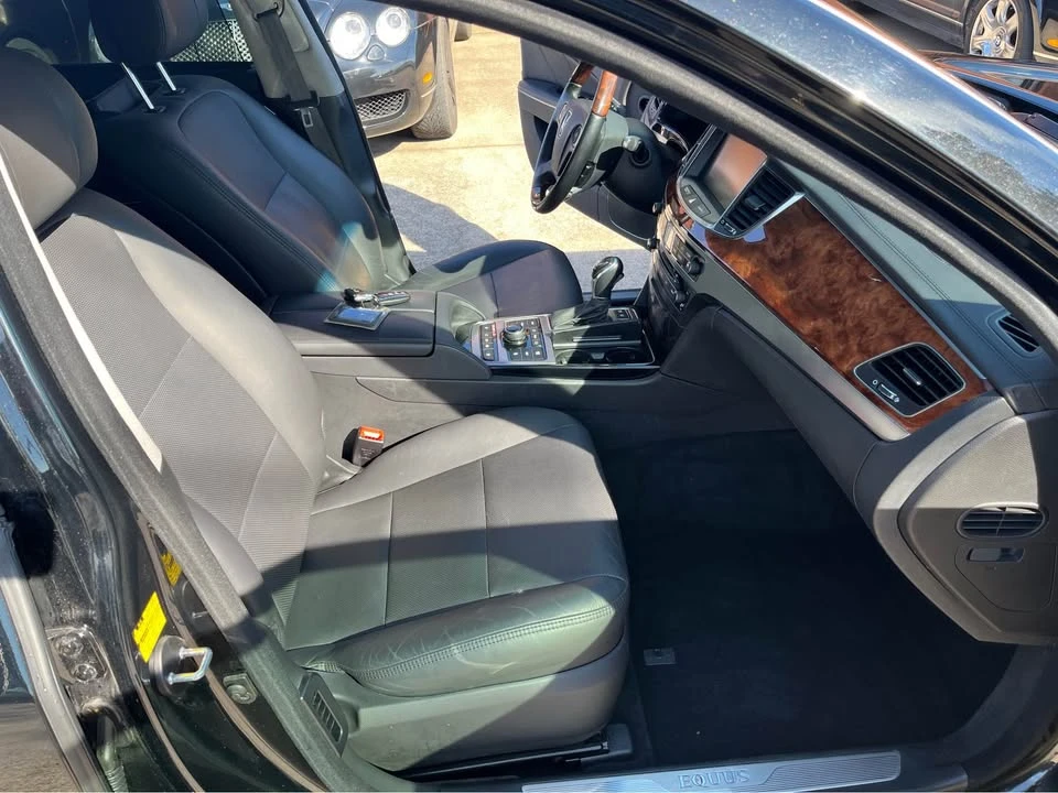 2016 Hyundai Equus - Image 11 of 16