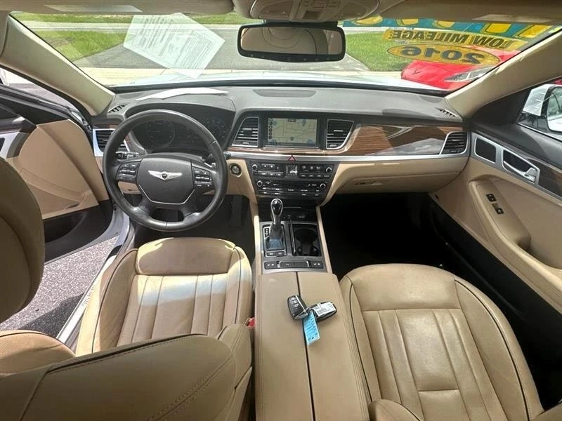 2016 Hyundai Genesis - Image 10 of 19