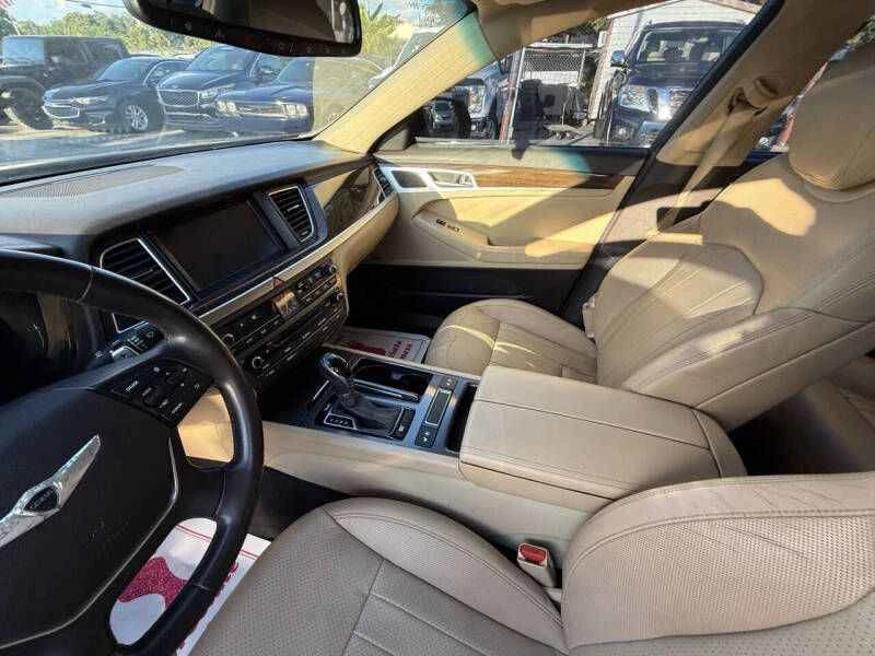 2016 Hyundai Genesis - Image 4 of 7