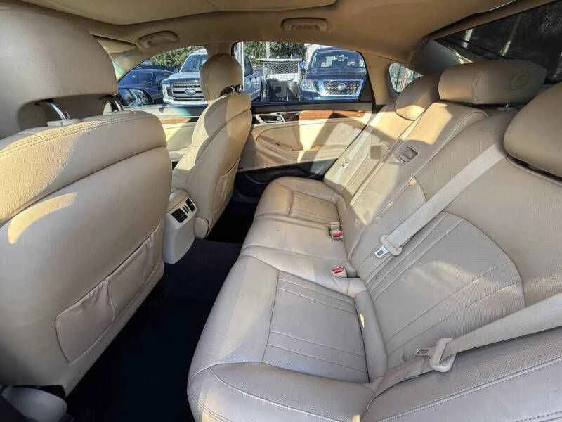 2016 Hyundai Genesis - Image 6 of 7
