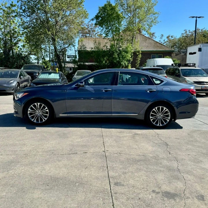 2016 Hyundai Genesis - Image 4 of 19