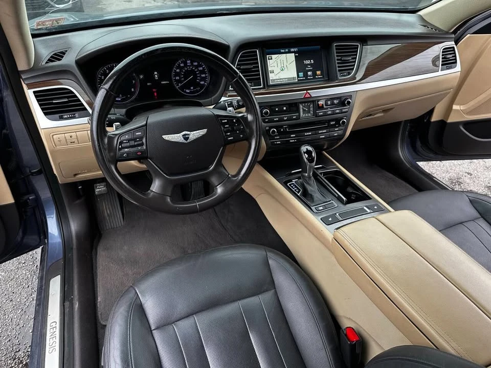 2016 Hyundai Genesis - Image 3 of 12