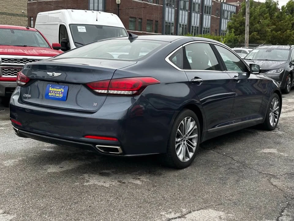 2016 Hyundai Genesis - Image 2 of 12