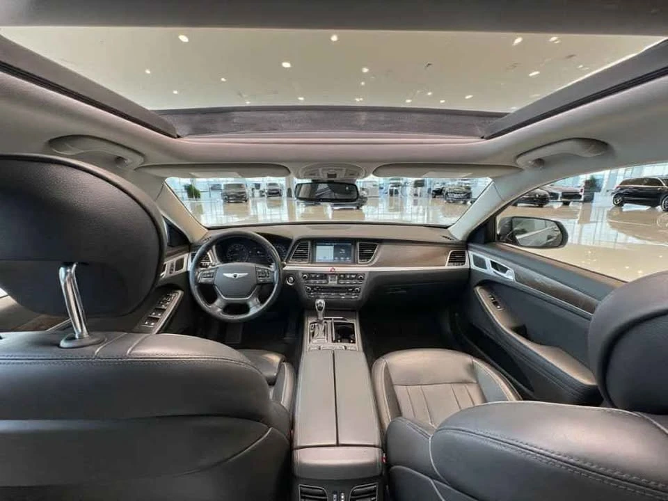 2016 Hyundai Genesis - Image 5 of 6