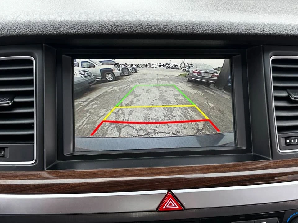 2016 Hyundai Genesis - Image 5 of 12