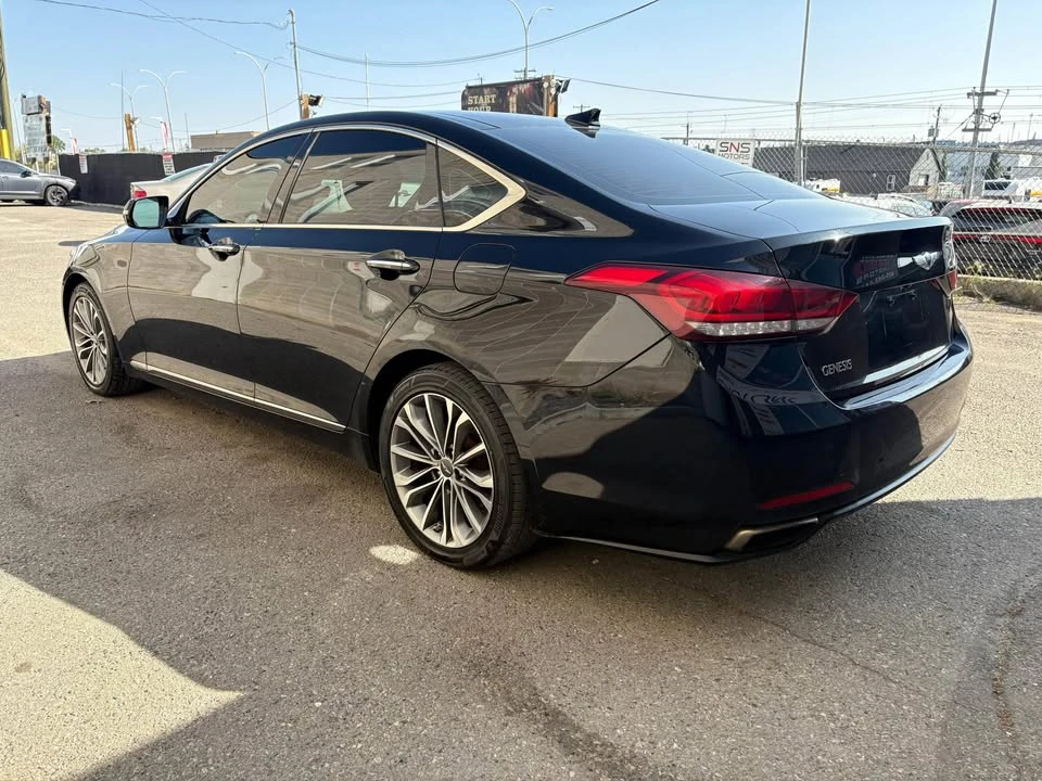 2016 Hyundai Genesis - Image 4 of 20