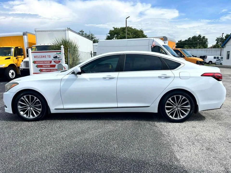 2016 Hyundai Genesis - Image 4 of 19