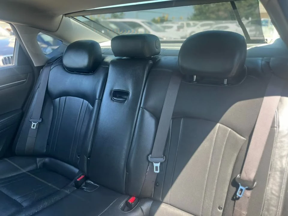 2016 Hyundai Genesis - Image 14 of 20