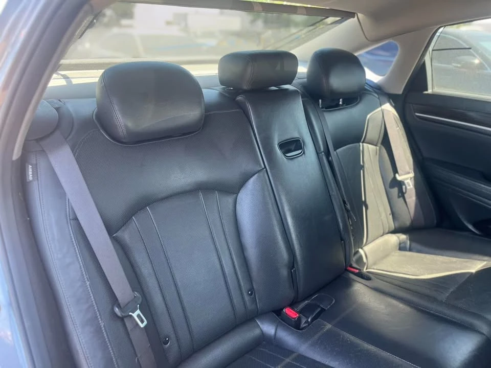 2016 Hyundai Genesis - Image 15 of 20