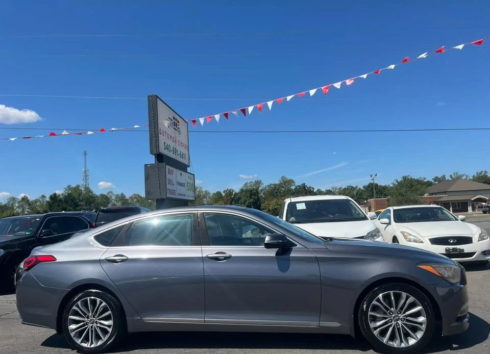 2016 Hyundai Genesis - Image 4 of 20