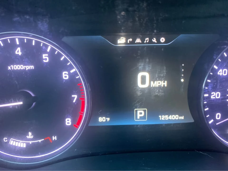 2016 Hyundai Genesis - Image 16 of 20