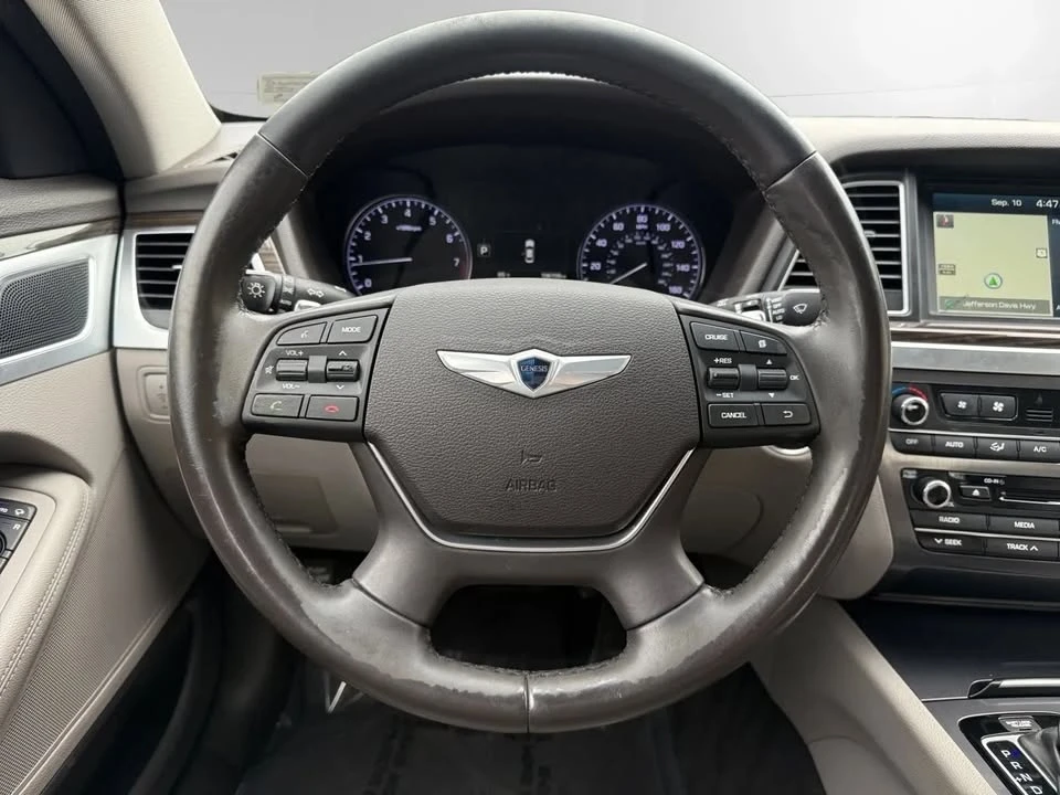 2016 Hyundai Genesis - Image 16 of 20