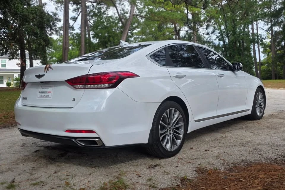 2016 Hyundai Genesis - Image 3 of 13