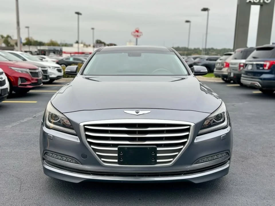 2016 Hyundai Genesis - Image 2 of 20