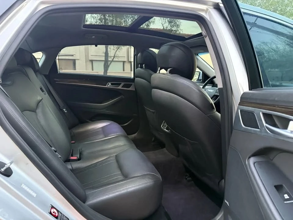 2016 Hyundai Genesis - Image 20 of 20