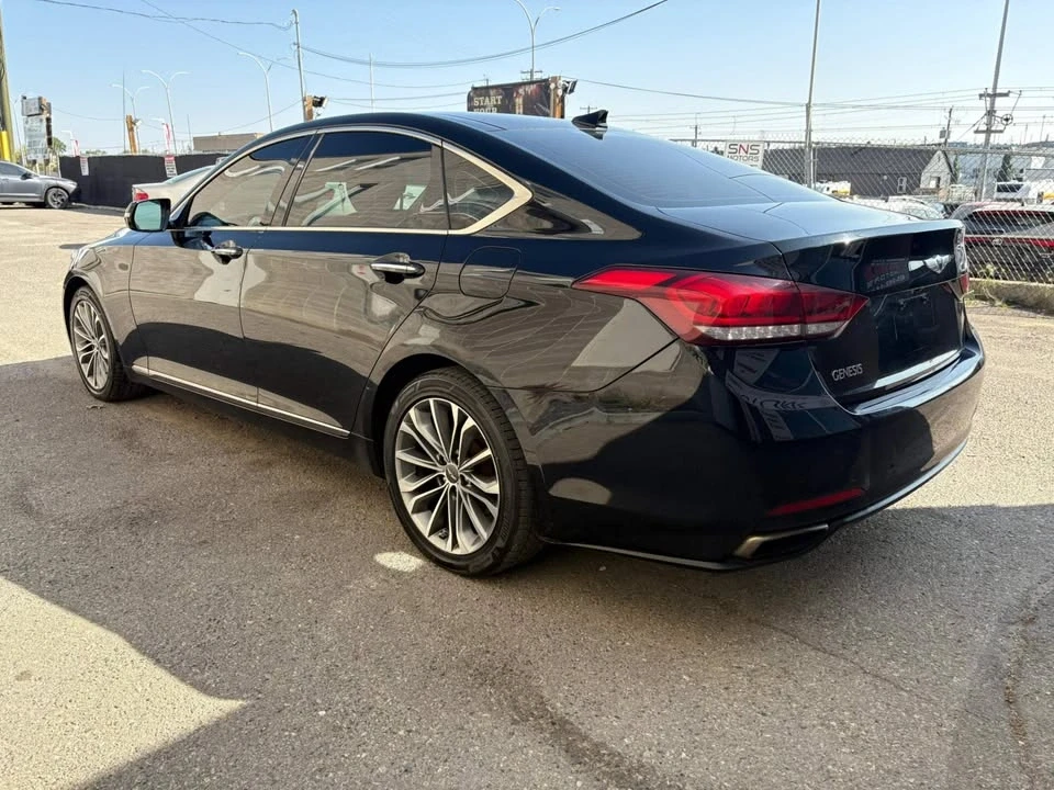 2016 Hyundai Genesis - Image 7 of 19