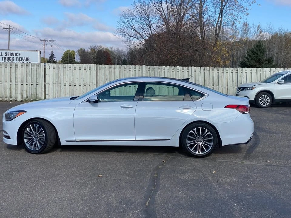 2016 Hyundai Genesis - Image 7 of 14