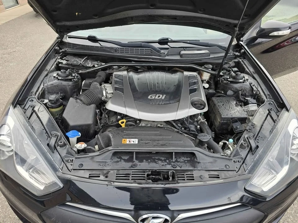 2016 Hyundai Genesis - Image 16 of 16