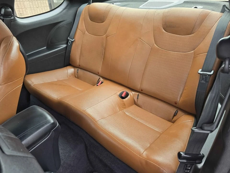 2016 Hyundai Genesis - Image 6 of 16