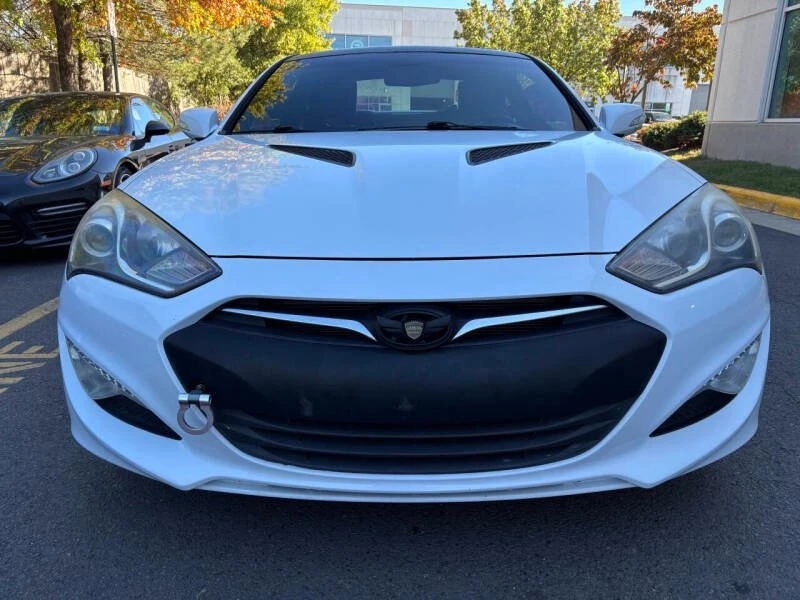 2016 Hyundai Genesis - Image 3 of 20