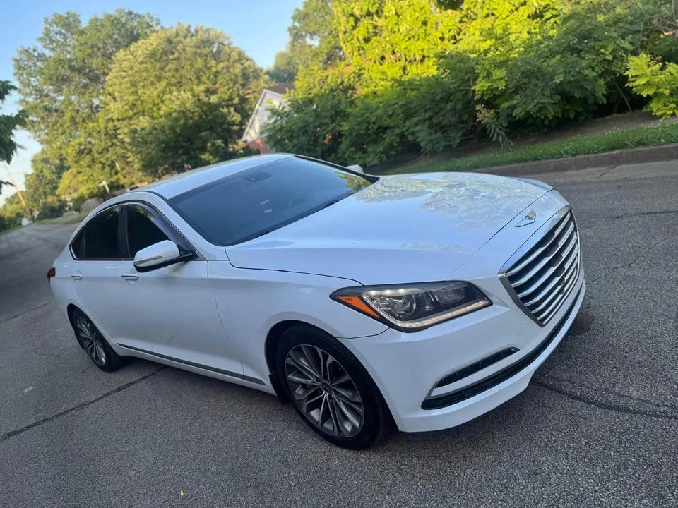 2016 Hyundai Genesis - Image 4 of 16